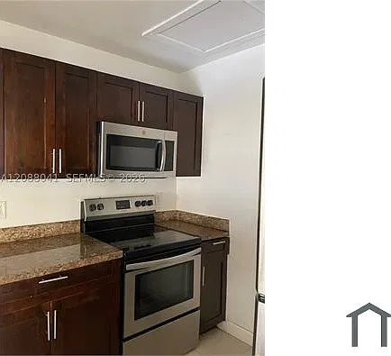 2 bed, 800 sqft, $2,200 — Photo 1