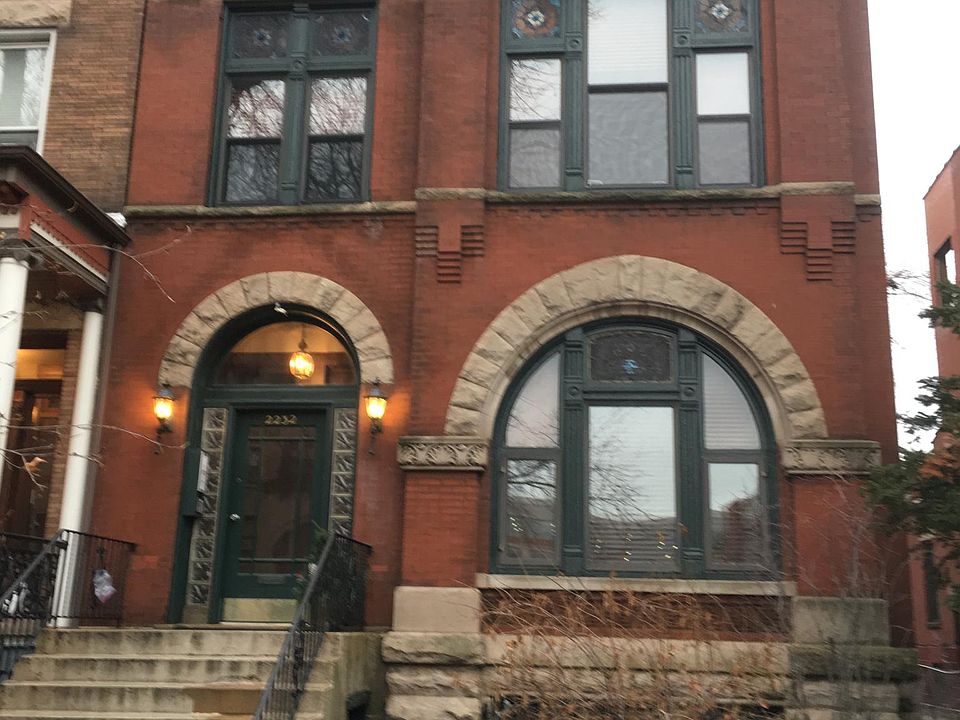 1st image of 2232 N Kenmore Ave APT 1