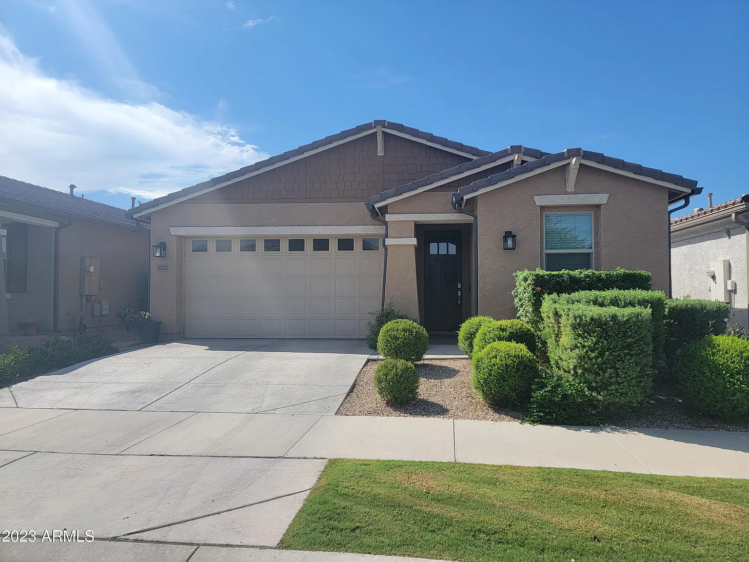 4 bed, 3.0 bath, 1946 sqft, $2,395 — Photo 1