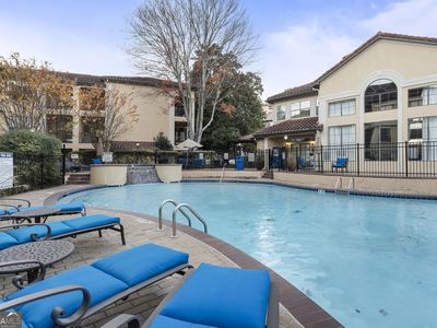 3777 Peachtree Rd NE APT 632, Brookhaven, GA, 30319