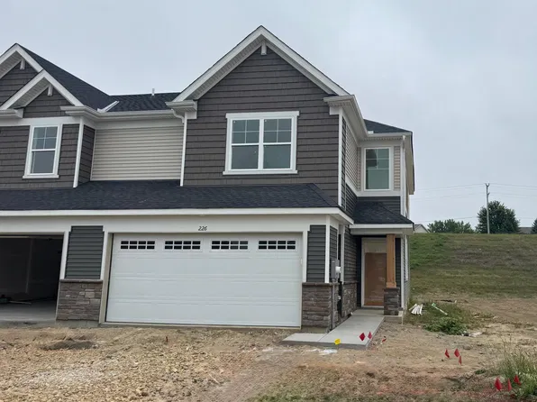 226 Huntington Dr, Waconia, MN 55387