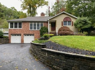 4 Baker Rd, Sussex, NJ 07461