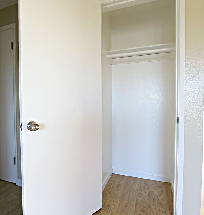 1st image of 12033 Des Moines Memorial Dr S APT 1