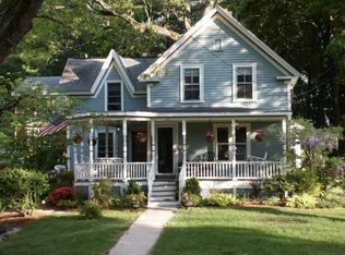 121 Pleasant St, Franklin, MA 02038