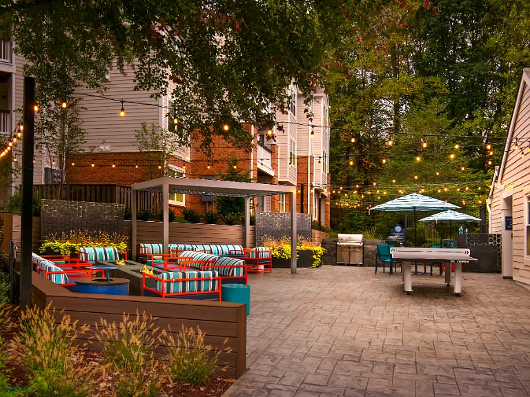 Halstead Reston — Photo 14