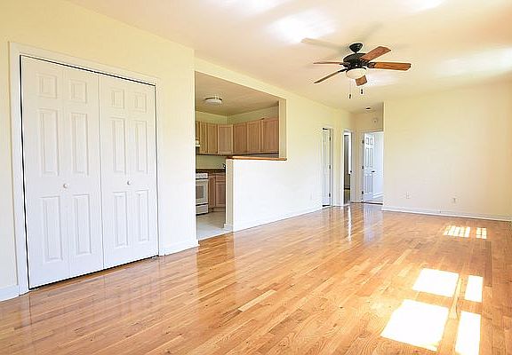 2nd image of 69 Garfield Pl APT 3F