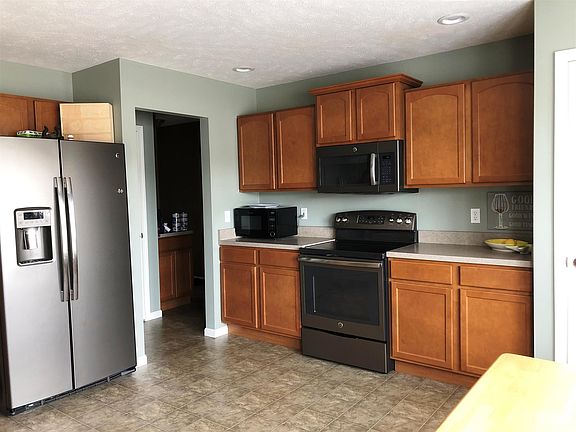5th image of 510 Cloudmont Dr