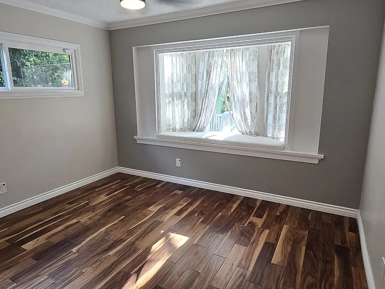 11539 Babbitt Ave — Photo 23