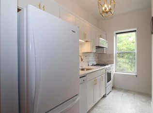 240 6th St APT 2, Jersey City, NJ 07302