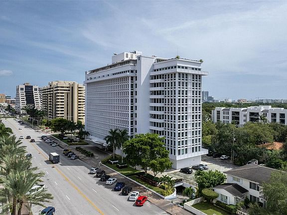 3rd image of 700 Biltmore Way APT 719