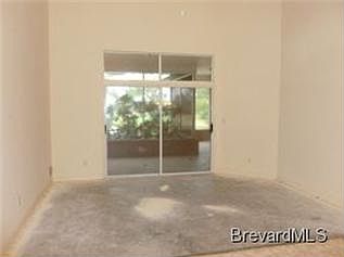 4th image of 754 Lake Dr