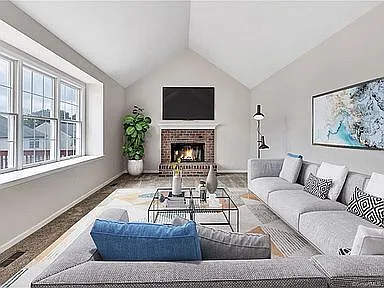 2 Ashley Ct — Photo 14