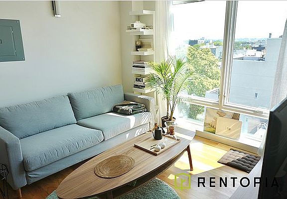 5th image of 310 Graham Ave APT 7C