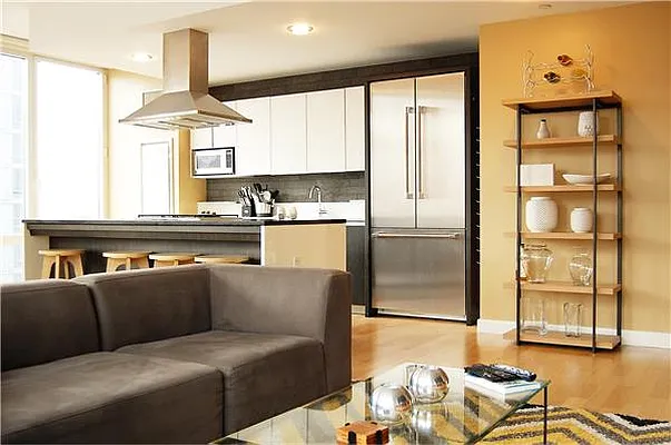 Rented by A & I Broadway | media 44