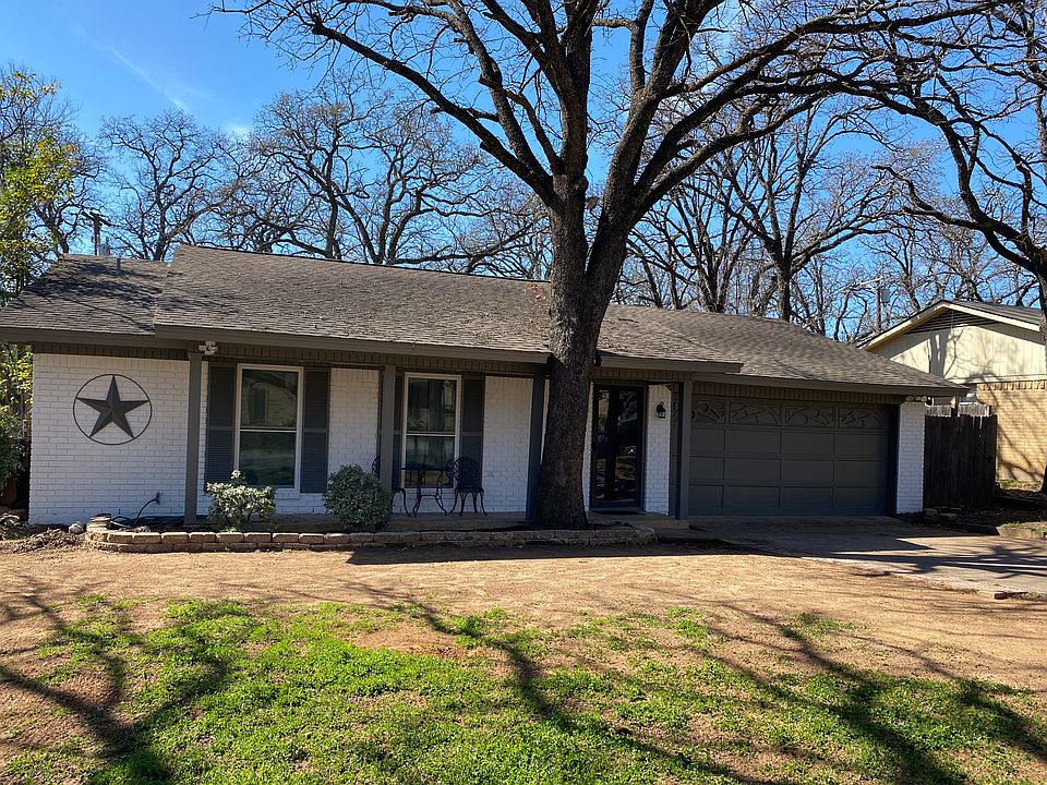 2nd image of 2210 Jacqueline Dr