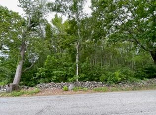 22 Douglas Rd, Sutton, MA 01590