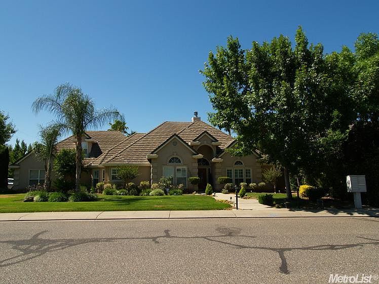 1st image of 10200 Del Almendra Dr