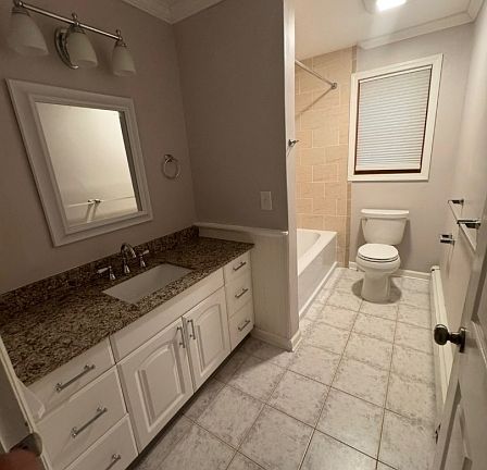 3rd image of 306 W Main St #306
