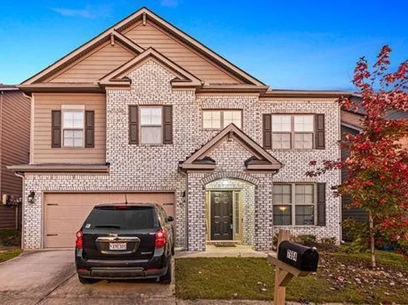 7554 Crawford Ct, Fairburn, GA 30213