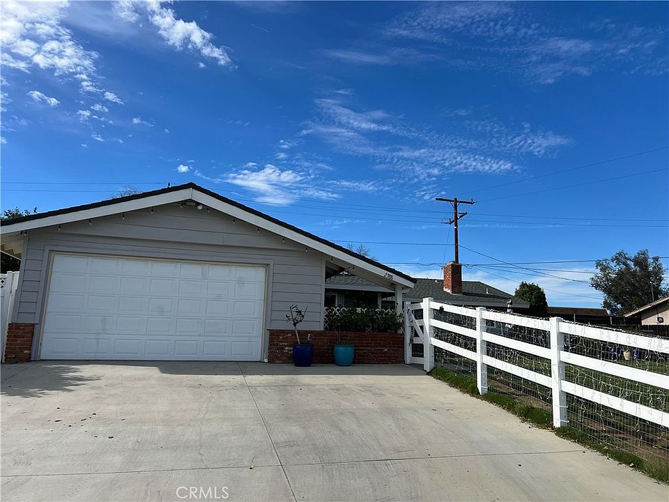 1st image of 2388 Temescal Ave