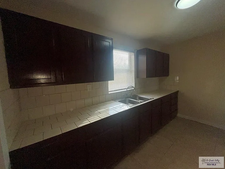 1485 E Stenger St — Photo 10