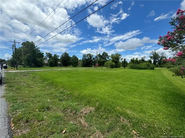 417 Antoinette Dr, Lake Charles, LA 70615