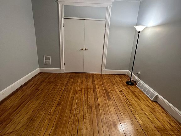 5th image of 145 Castleton Ave #1