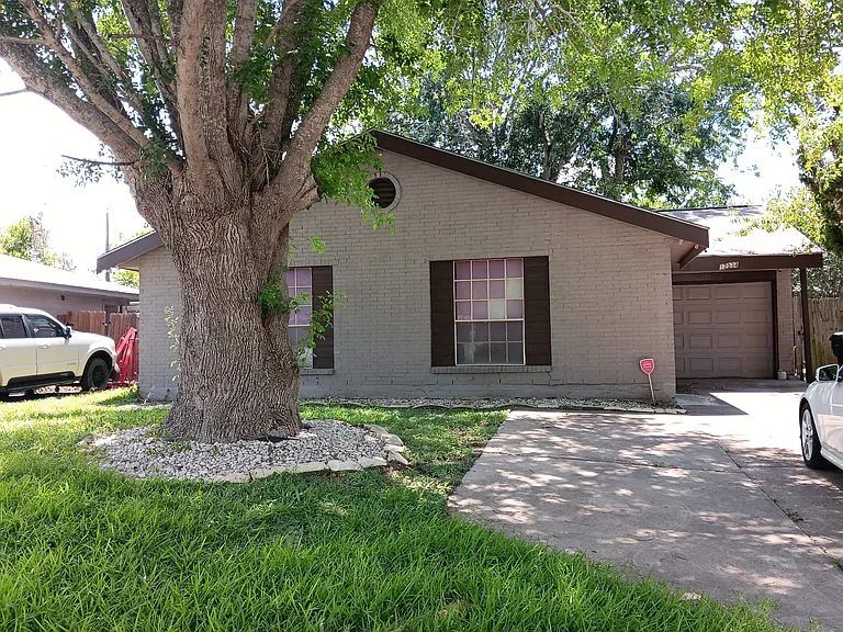12534 Claygate Dr — Photo 1