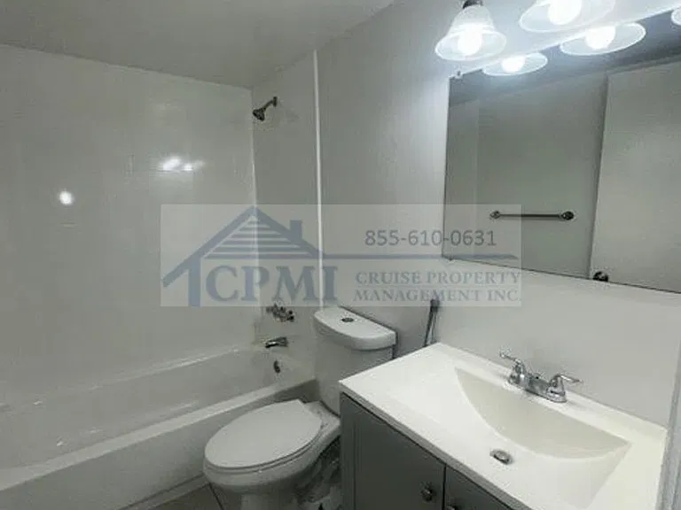 Colonial Village - 7550 Stirling Rd — Photo 44