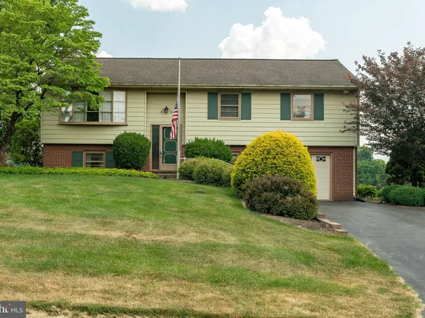 153 Bender Mill Rd, Lancaster, PA 17603