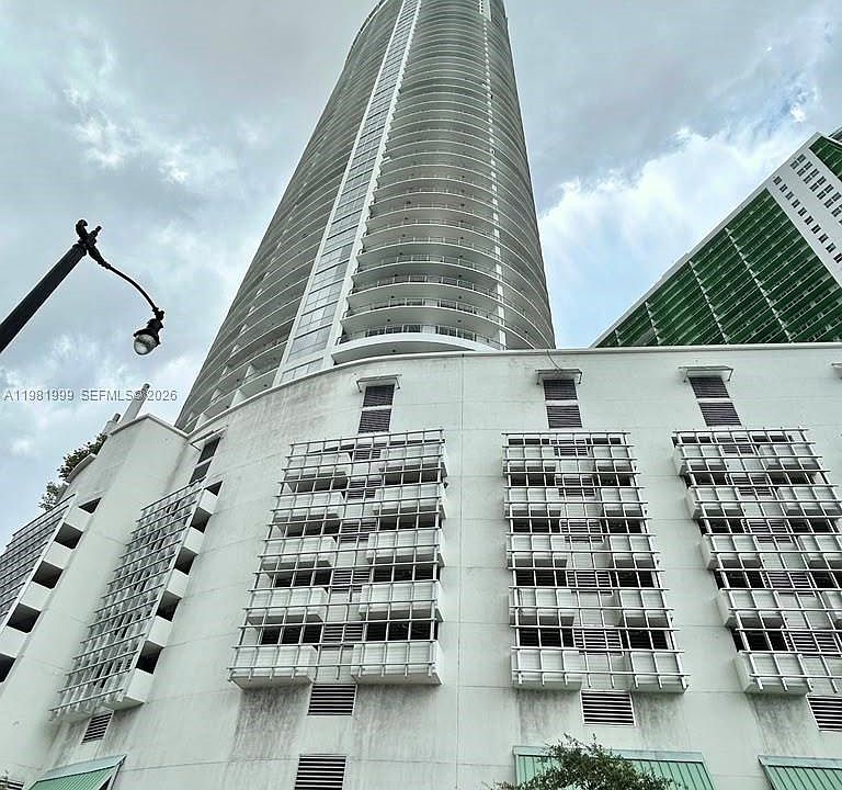 1st image of 1750 N Bayshore Dr #5307