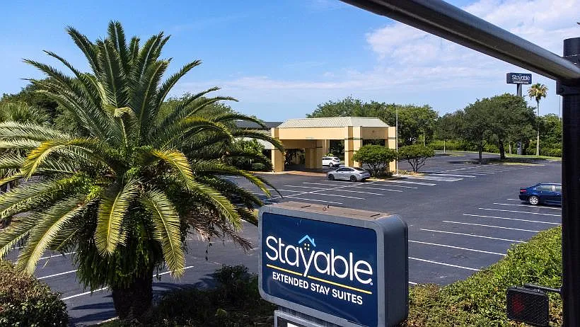 Stayable Jacksonville West — Photo 3