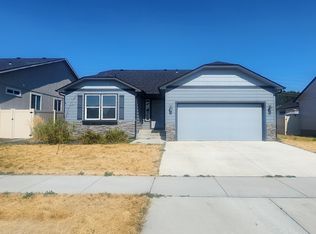 14517 E Caprio Ave, Spokane Valley, WA 99216