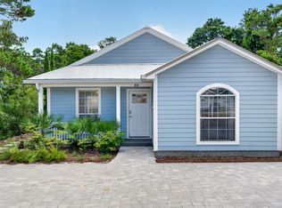 84 Vicki St, Santa Rosa Beach, FL 32459