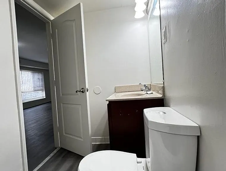 5301 Quincy St — Photo 28
