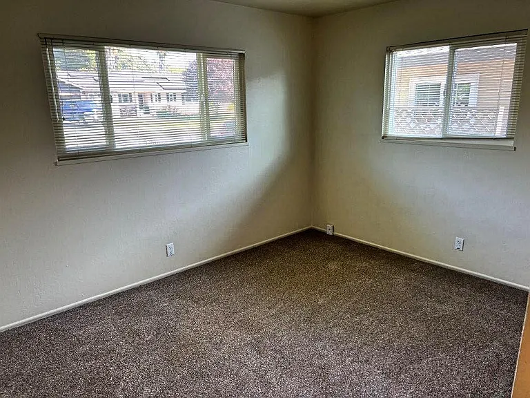 237 Peach Tree Ave — Photo 21