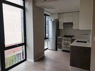 Rented by Chase Global Realty Corp