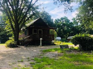 12 Daystar Cir, Carriere, MS 39426