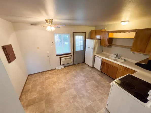 5826 Thrush Ln, 5826 Thrush Ln APT 4, Madison, WI 53711