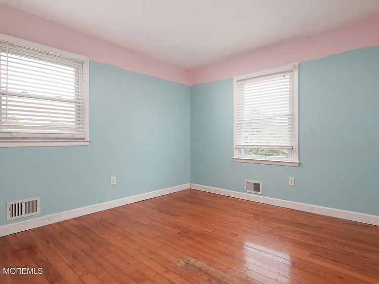 17 Wisteria Pl — Photo 12
