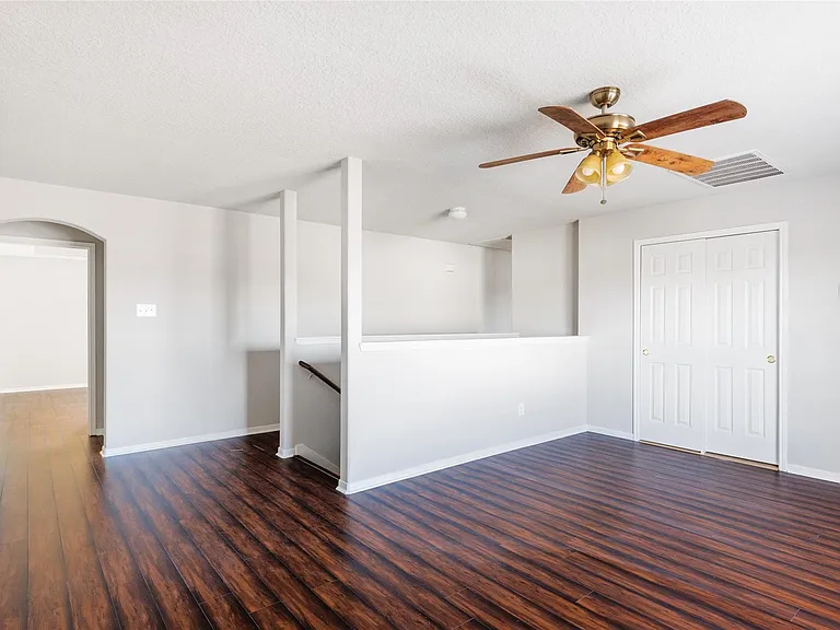 15410 Fir Woods Ln — Photo 14