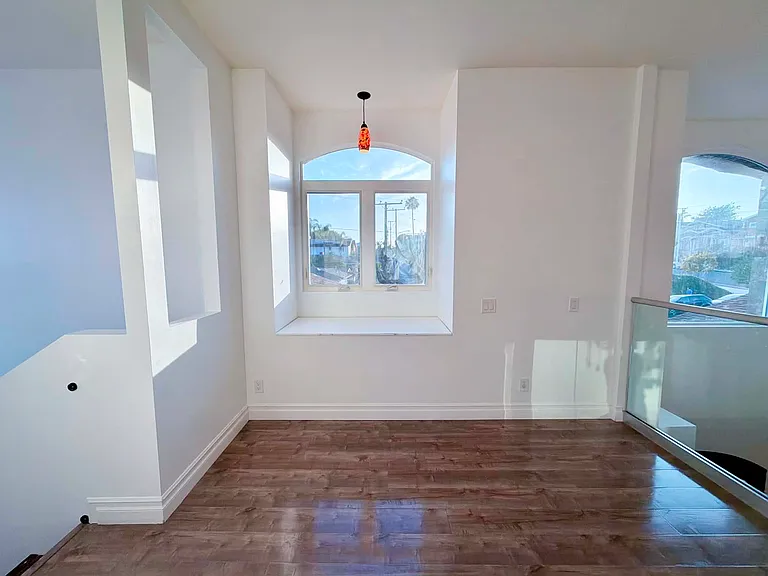 19462 Harding Ln — Photo 26