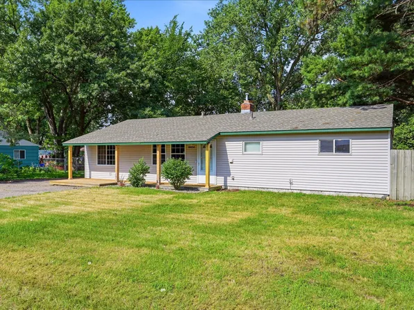 10050 Magnolia St NW, Coon Rapids, MN 55433