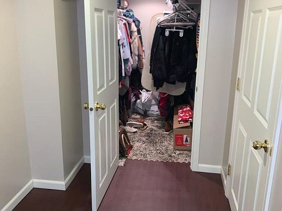 4th image of 2643 8th Ave E