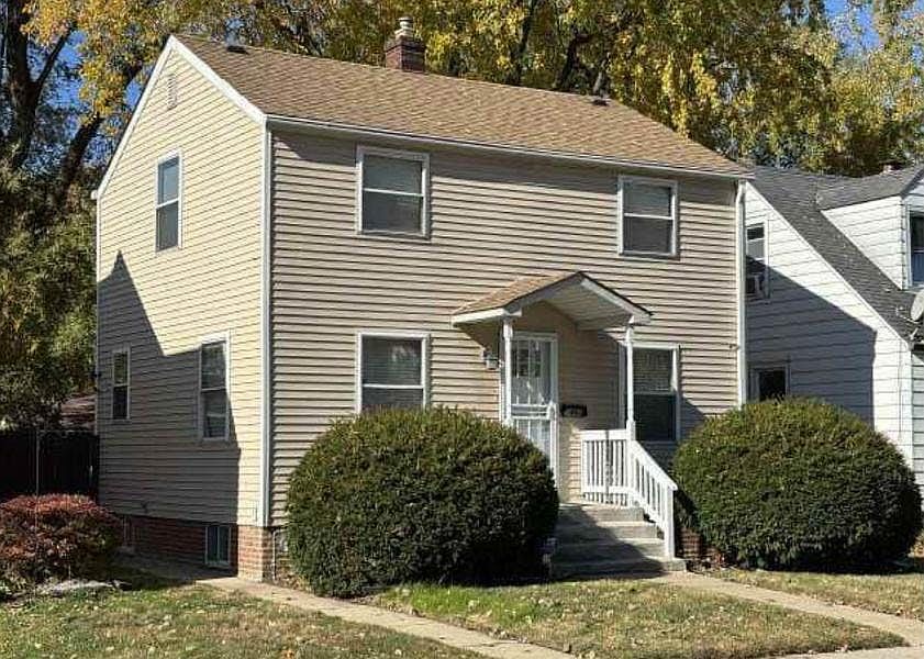 2nd image of 14918 Evers St