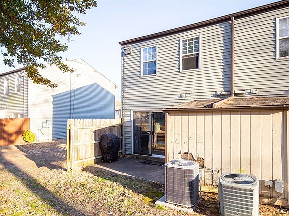 2nd image of 1516 Stowmarket Ct