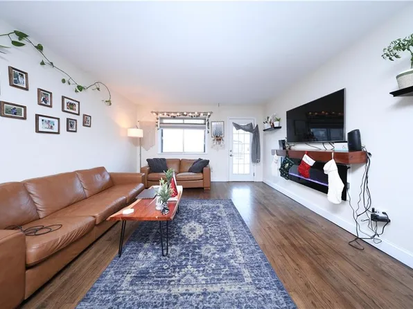 969 Armstrong Avenue image 17 of 34