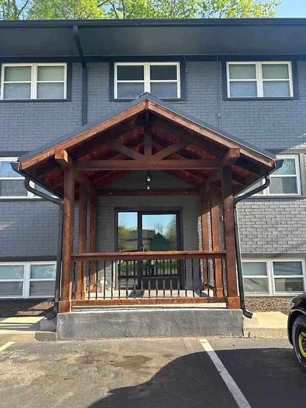 Building Photo - 401 N Main St #6A