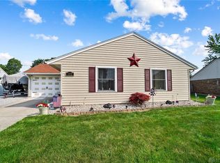 112 Angela Dr, Germantown, OH 45327