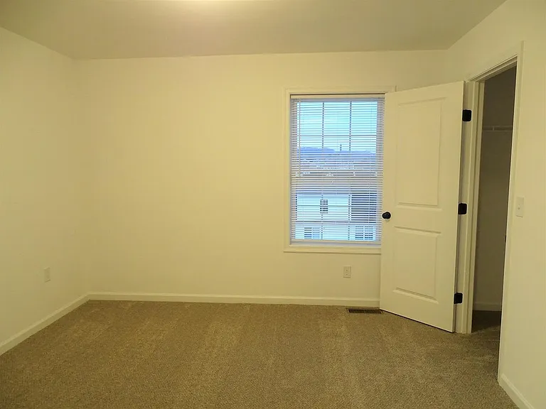 2 Maize Cir — Photo 15